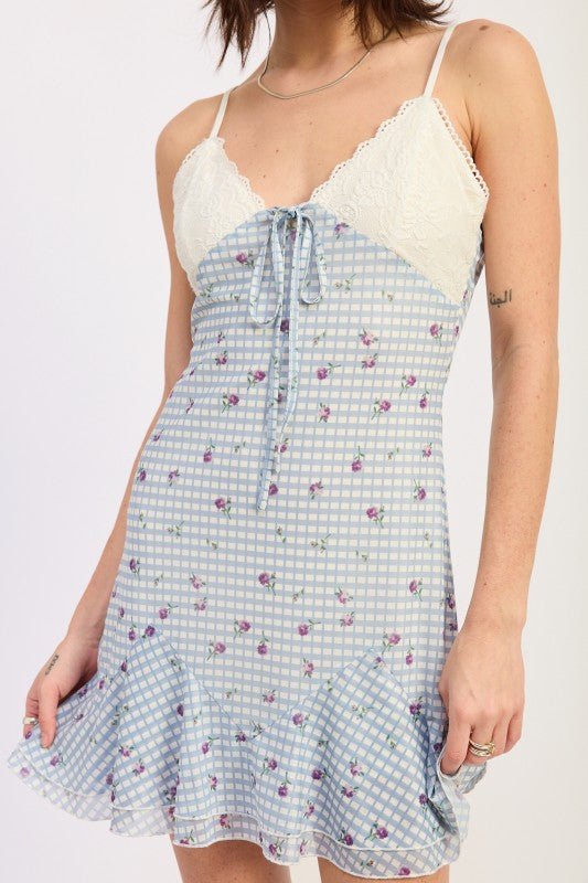 CONTRASTED MINI SLIP DRESS WITH LACE DETAIL - Demented Sisters