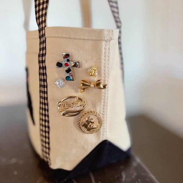 Crystal Winged Bee Brooch – Sparkling Insect - Inspi - Demented Sisters