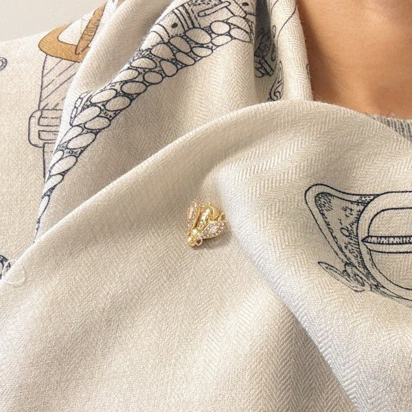 Crystal Winged Bee Brooch – Sparkling Insect - Inspi - Demented Sisters