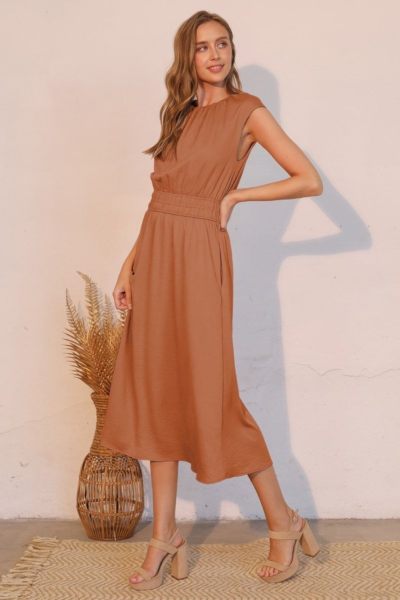 Matte Crepe Ruched Elastic Midi Dress - Demented Sisters